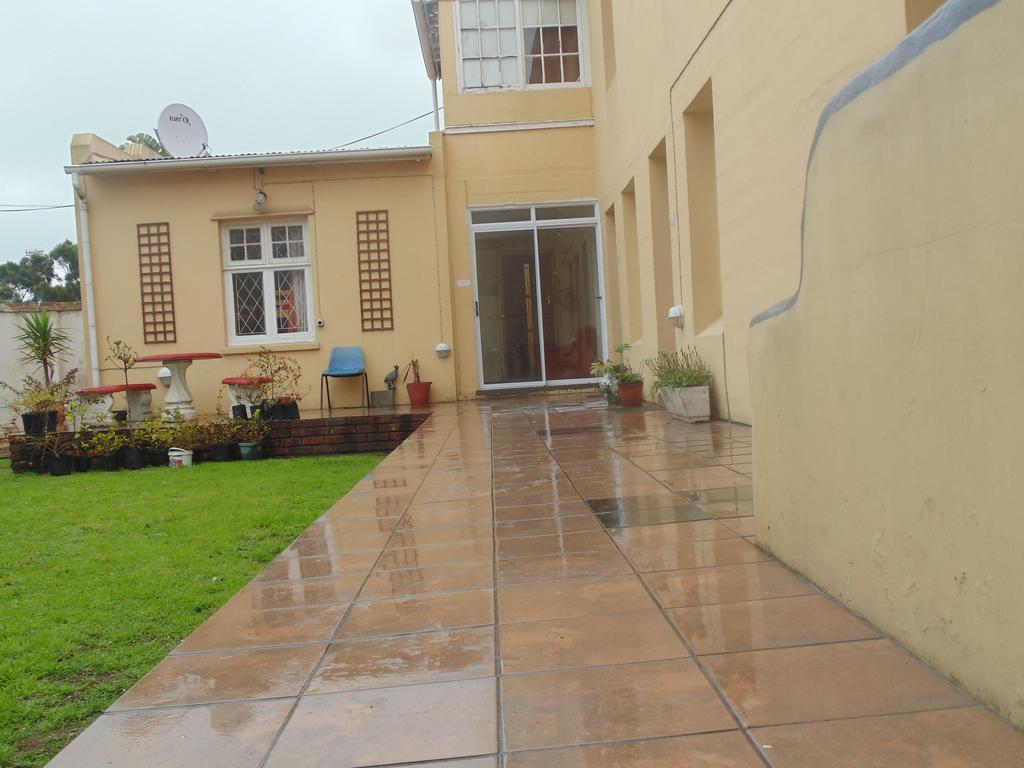 Jikeleza Lodge Port Elizabeth Exterior photo