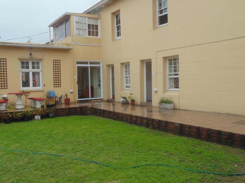 Jikeleza Lodge Port Elizabeth Exterior photo